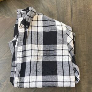 St. John's Bay black and white Plaid Button-Up